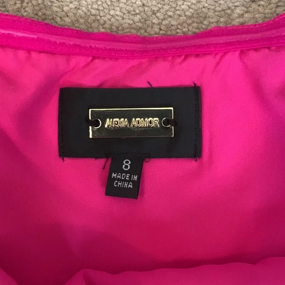 Alexia Admor Woman’s pink strapless jumpsuit size 8 - Picture 5 of 13